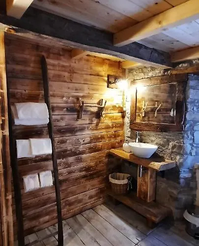 La Corte Dei Cerri Nocleg ze śniadaniem